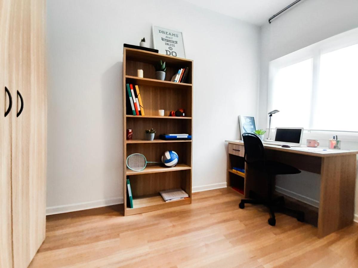 Micampus Malaga Student Residence エクステリア 写真
