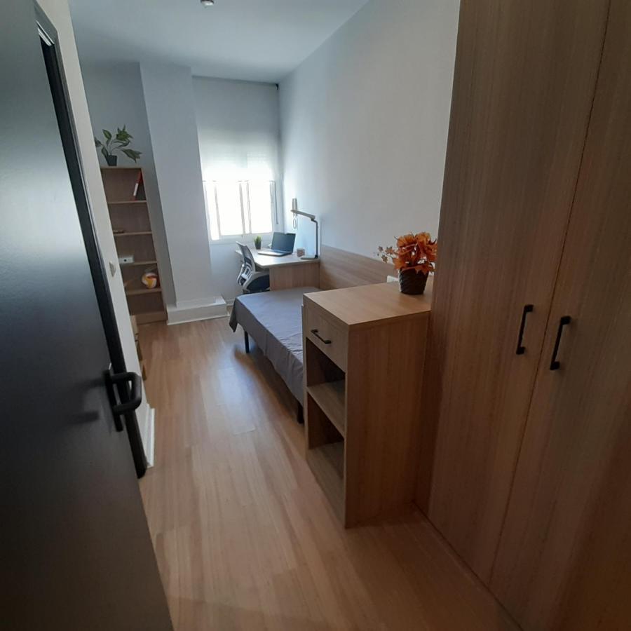 Micampus Malaga Student Residence エクステリア 写真