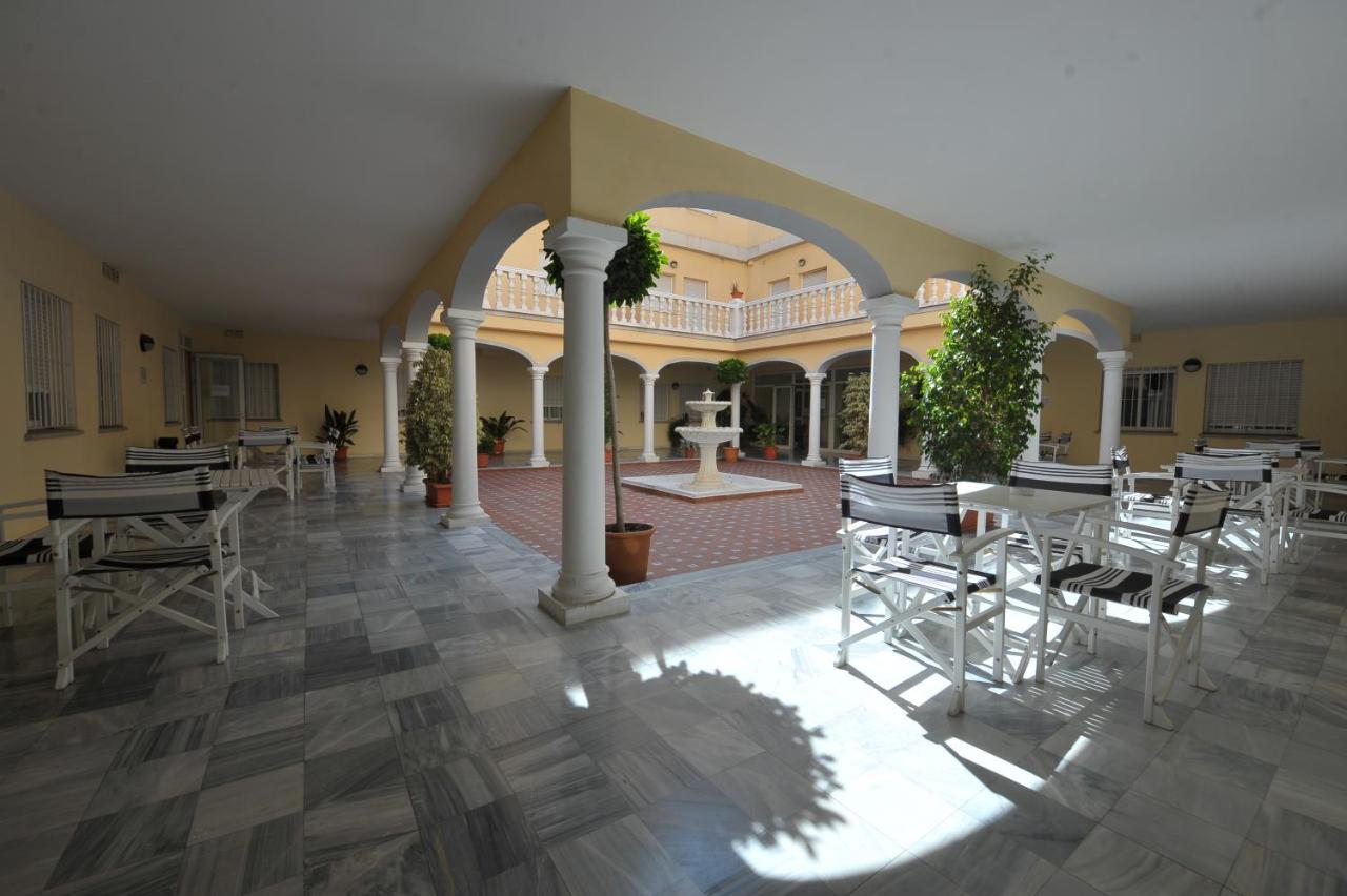 Micampus Malaga Student Residence エクステリア 写真