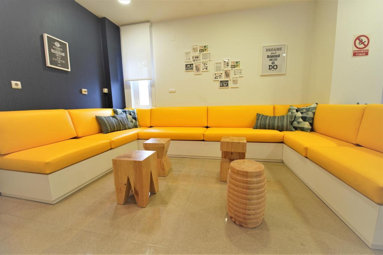 Micampus Malaga Student Residence エクステリア 写真